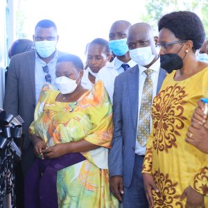 Prime Minister of Uganda commissions a maternity ward